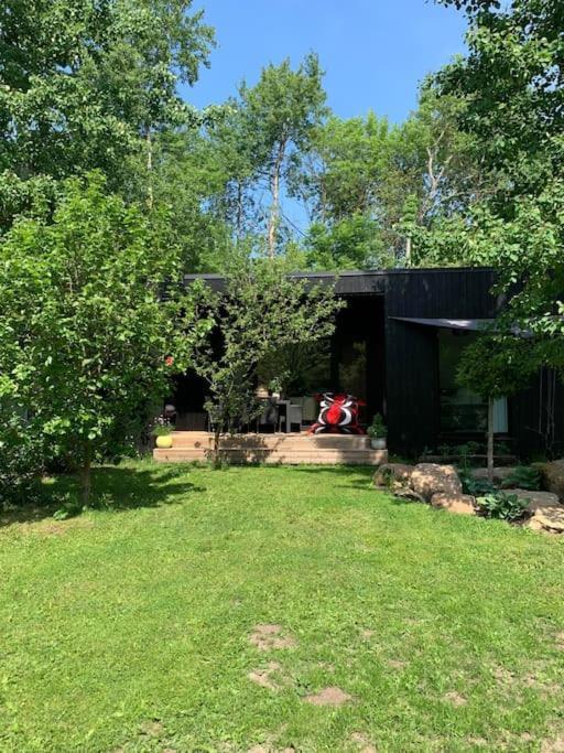 Small Cozy 3-Room House With Terrace & Large Garden Ilmandu Exteriör bild