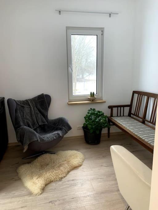 Small Cozy 3-Room House With Terrace & Large Garden Ilmandu Exteriör bild